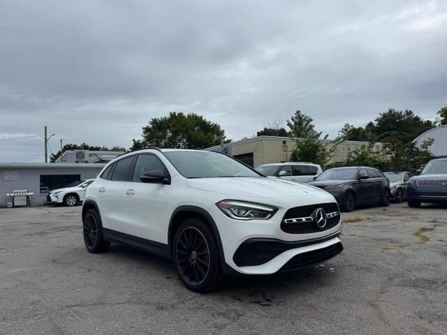 2023 MERCEDES-BENZ GLA-Class