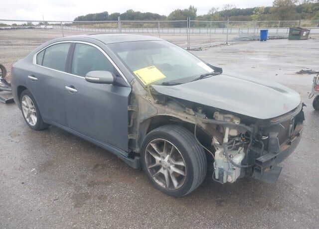 2009 NISSAN Maxima