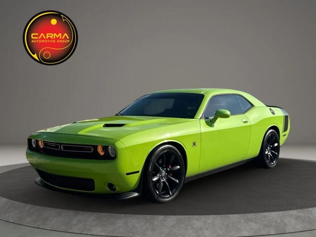 2015 DODGE Challenger