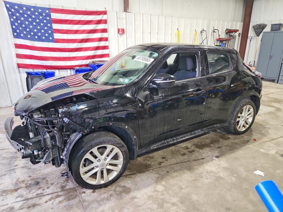 2016 NISSAN Juke