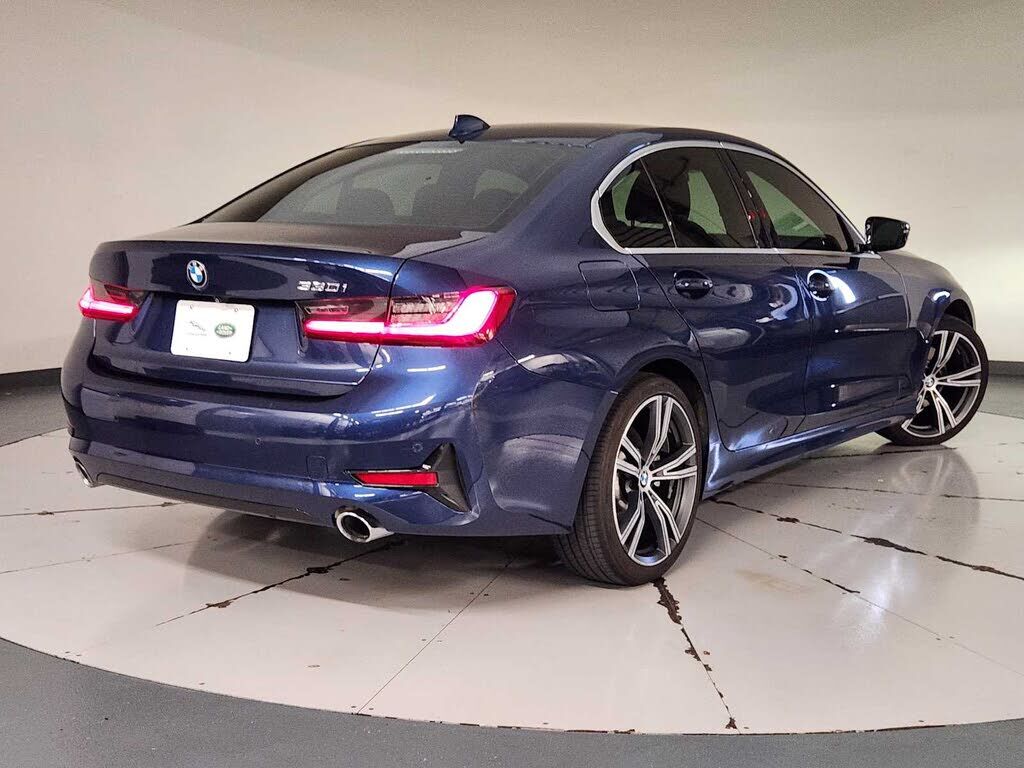 2021 BMW 330i