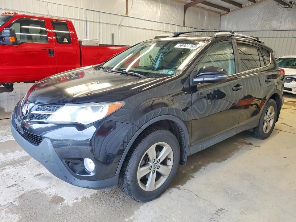 2015 TOYOTA RAV4