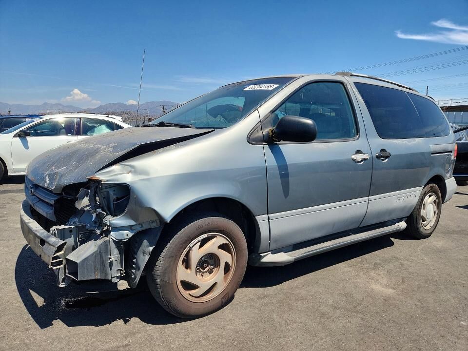1999 TOYOTA Sienna