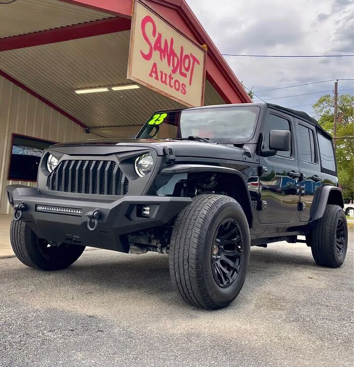 2023 JEEP Wrangler