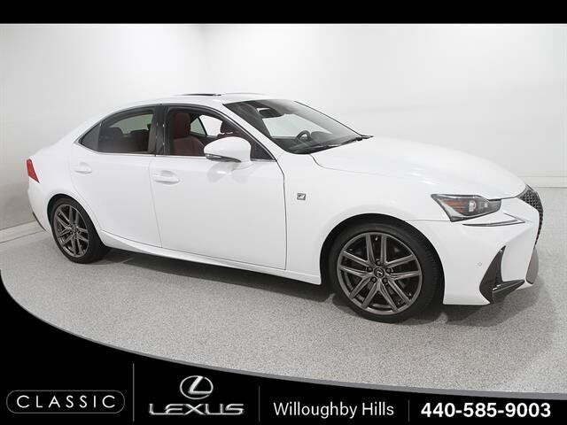 2020 LEXUS IS