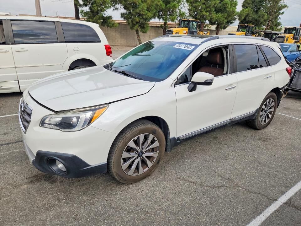 2017 SUBARU Outback