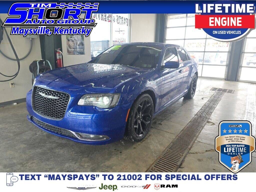 2019 CHRYSLER 300