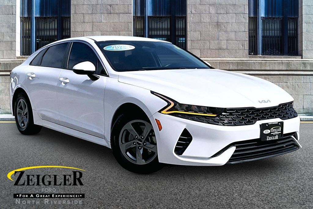 2022 KIA K5