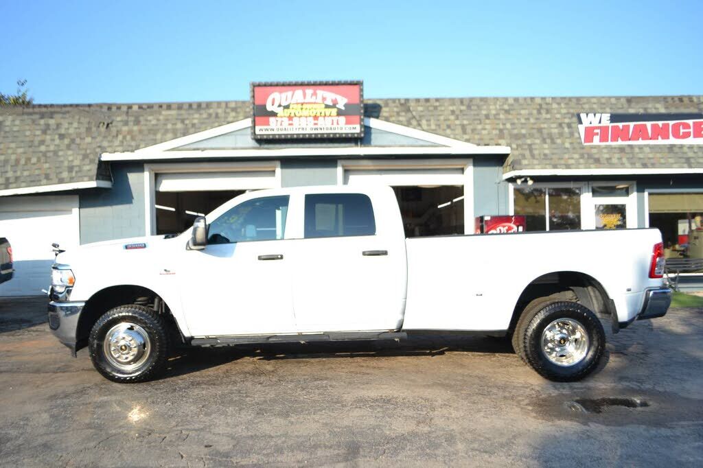 2023 RAM 3500
