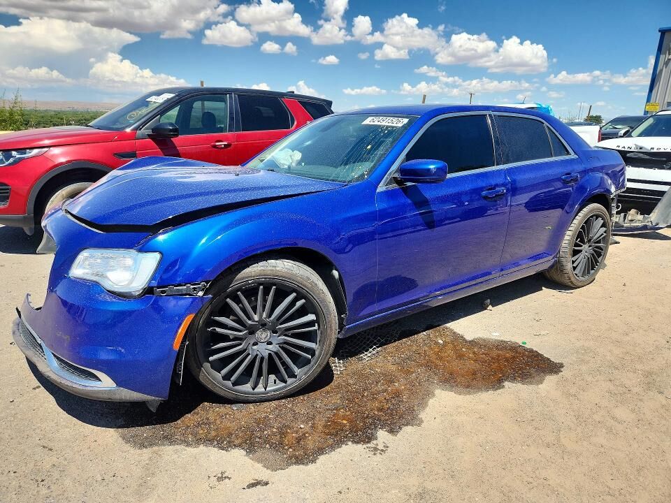 2019 CHRYSLER 300