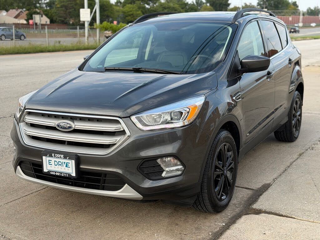 2018 FORD Escape