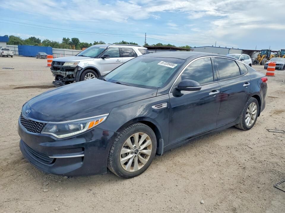 2018 KIA Optima