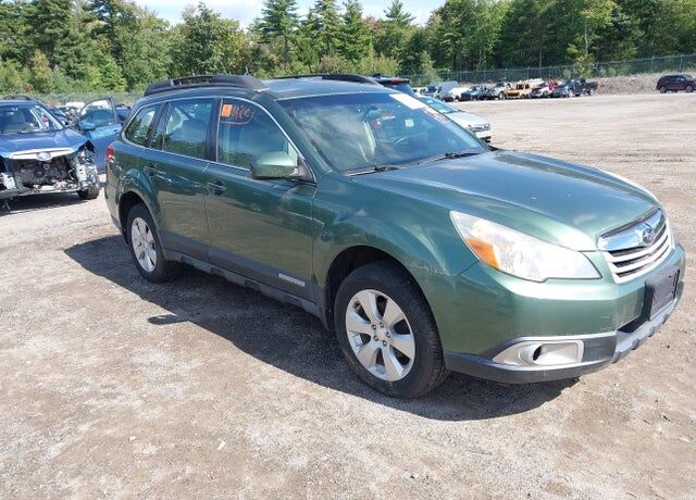 2012 SUBARU Outback