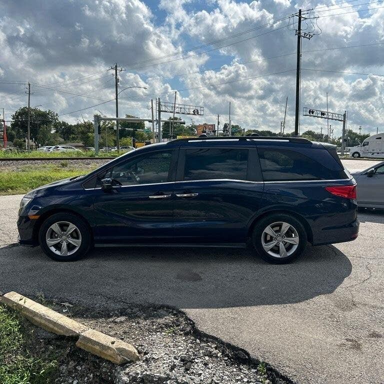 2020 HONDA Odyssey