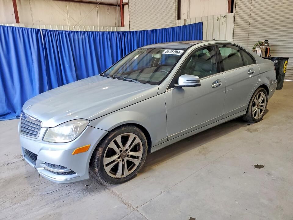 2013 MERCEDES-BENZ C-Class
