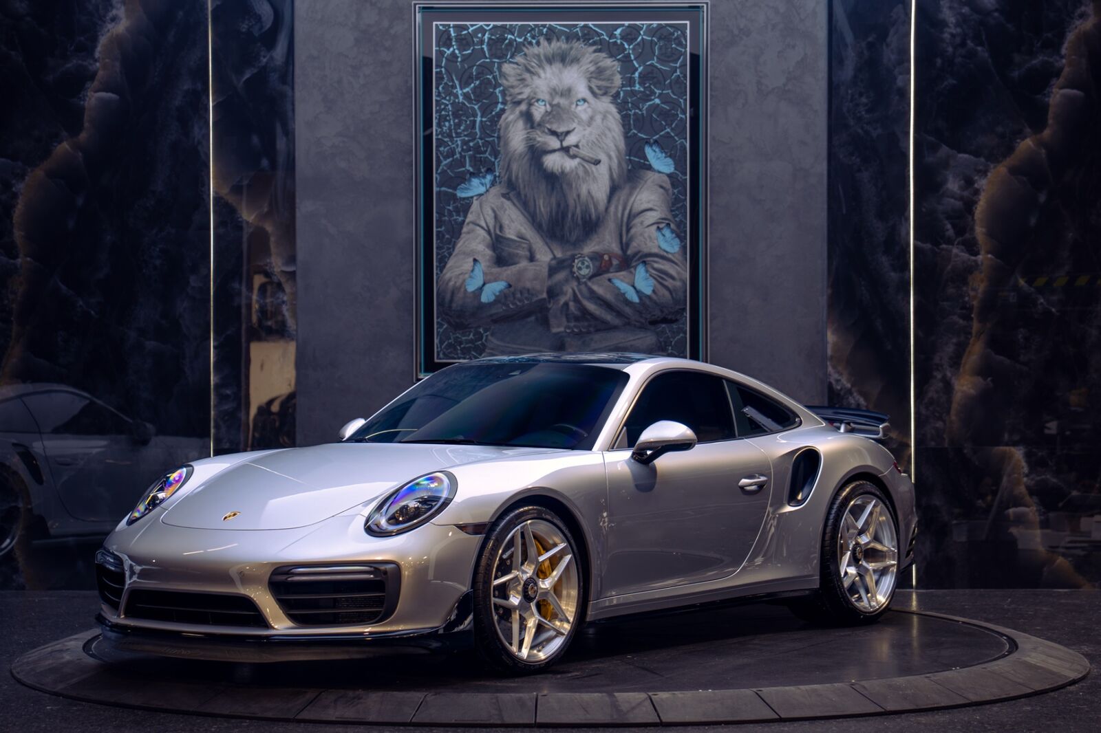 2019 PORSCHE 911