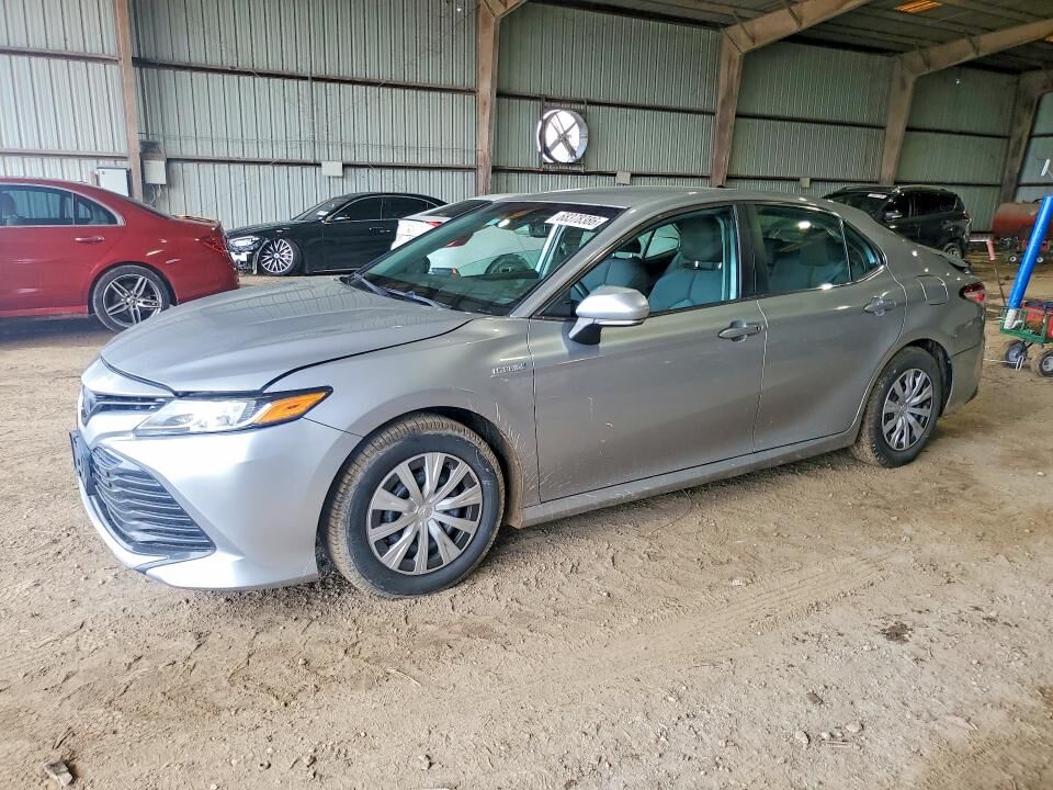 2020 TOYOTA Camry