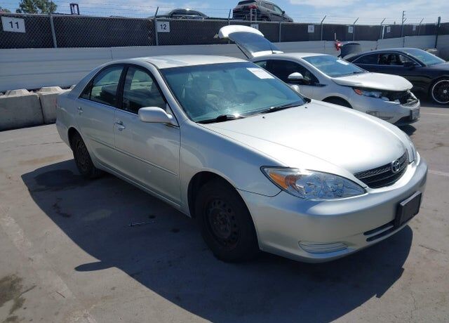 2003 TOYOTA Camry