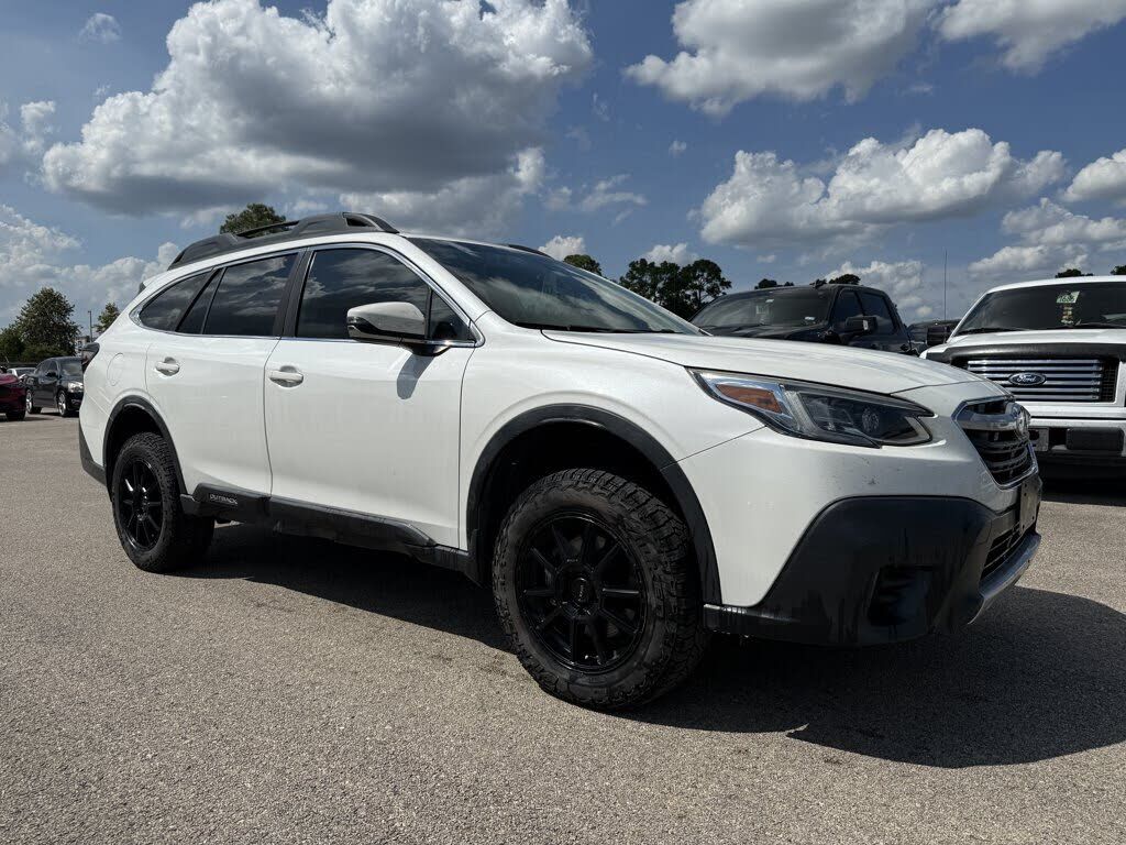 2022 SUBARU Outback