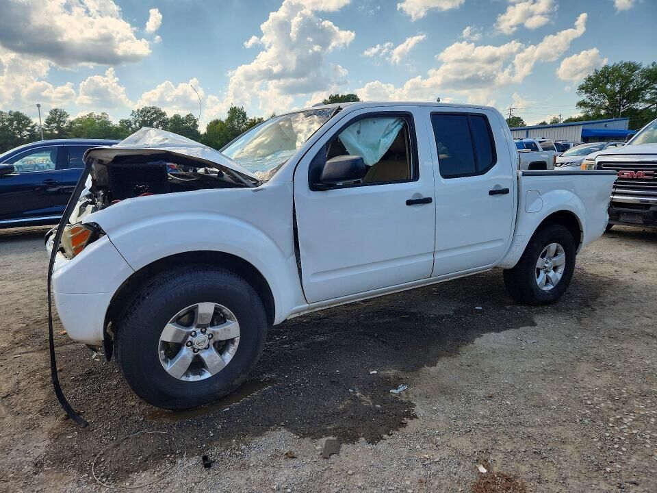 2012 NISSAN Frontier