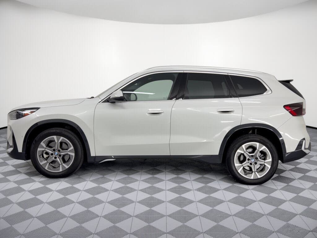 2025 BMW X1