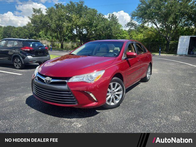 2017 TOYOTA Camry