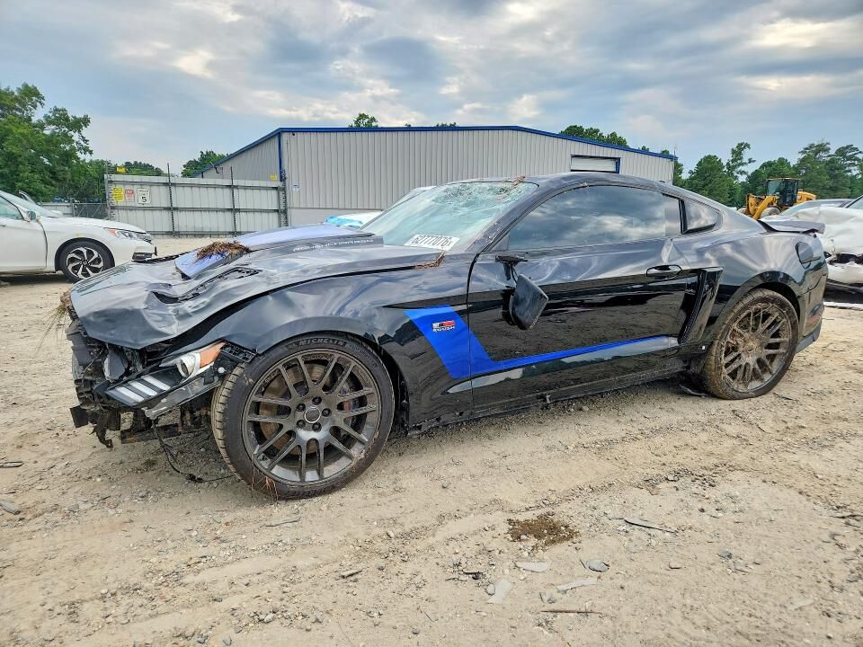 2017 FORD Mustang