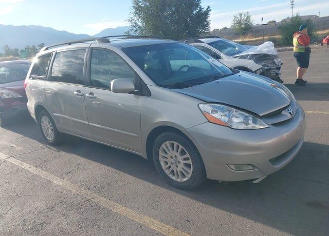 2007 TOYOTA Sienna