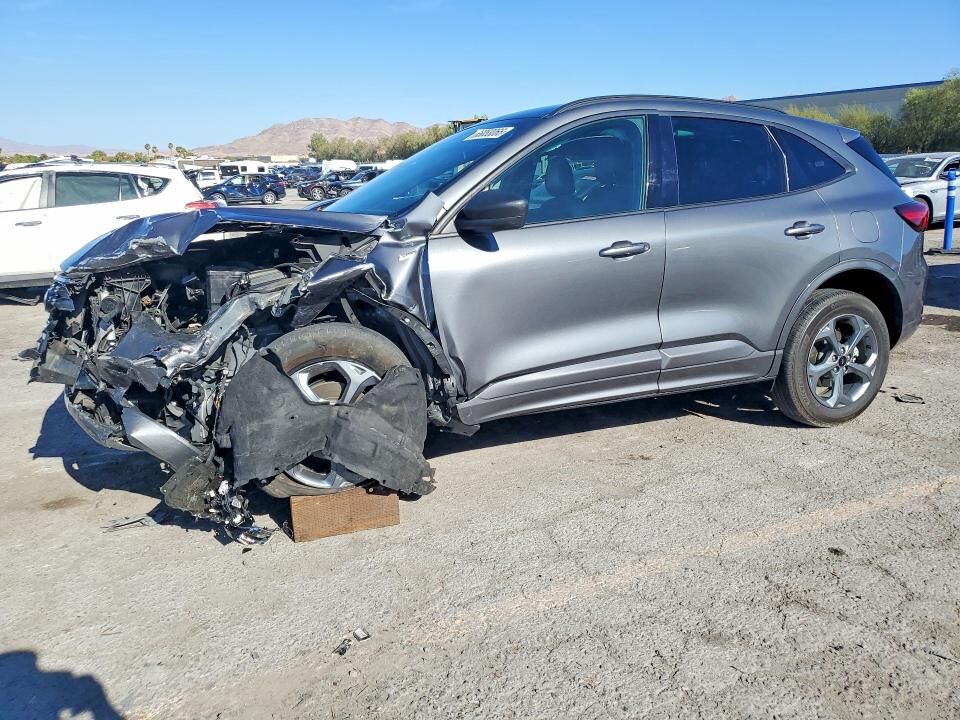 2024 FORD Escape