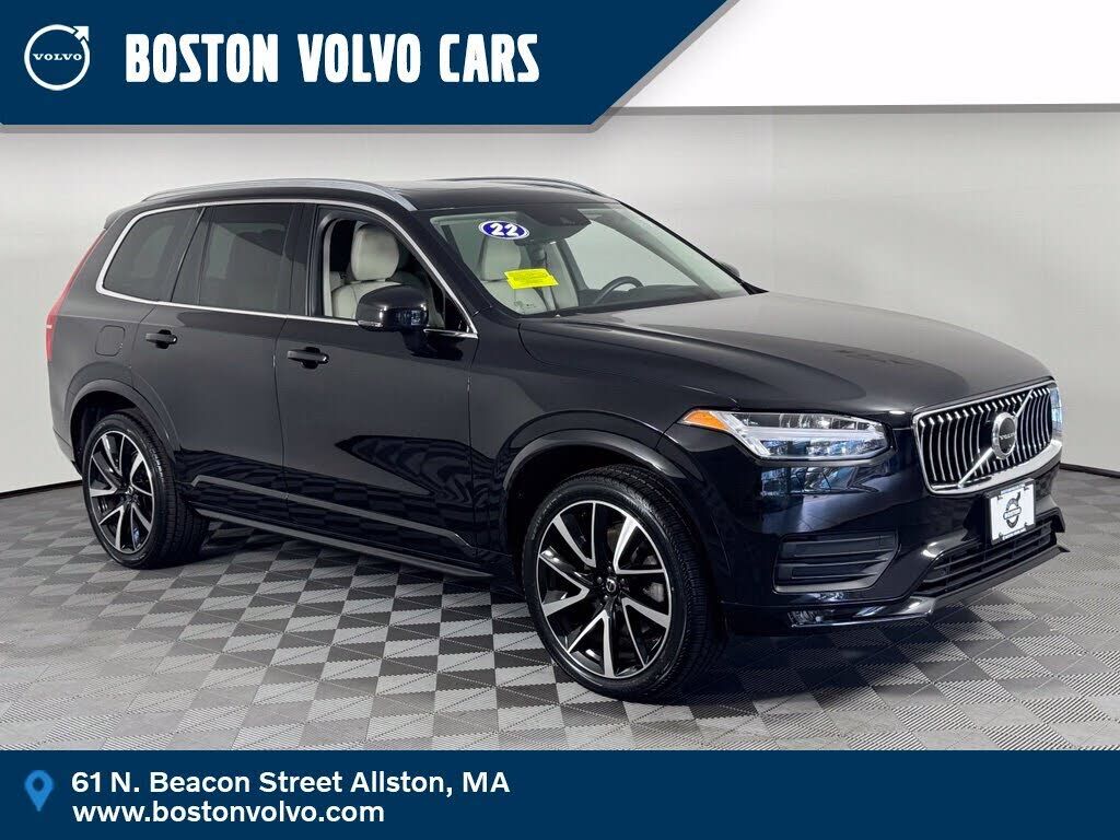2022 VOLVO XC90