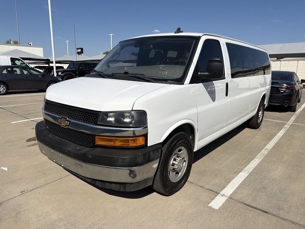 2021 CHEVROLET Express