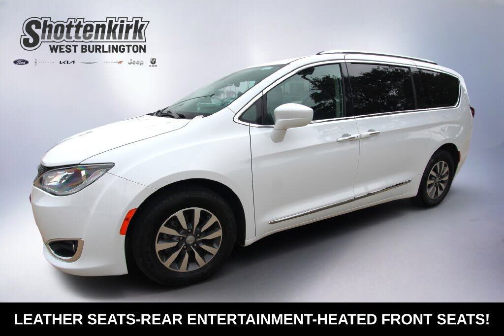 2020 CHRYSLER Pacifica