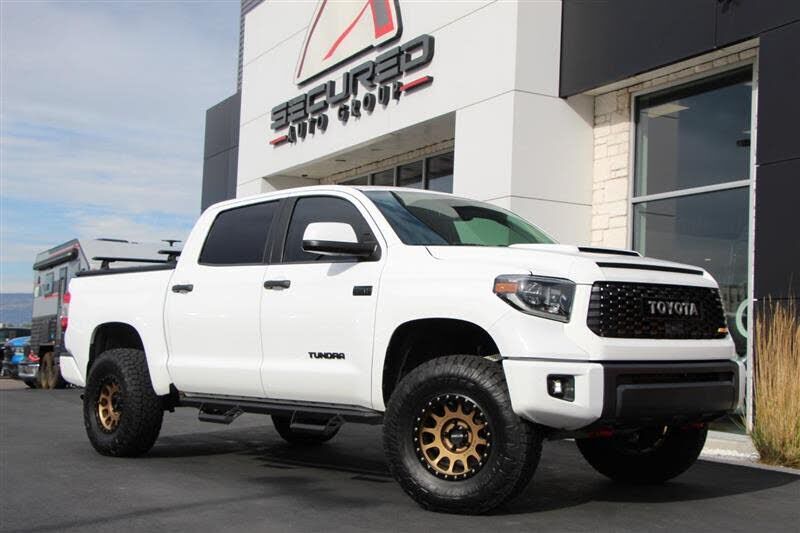 2020 TOYOTA Tundra