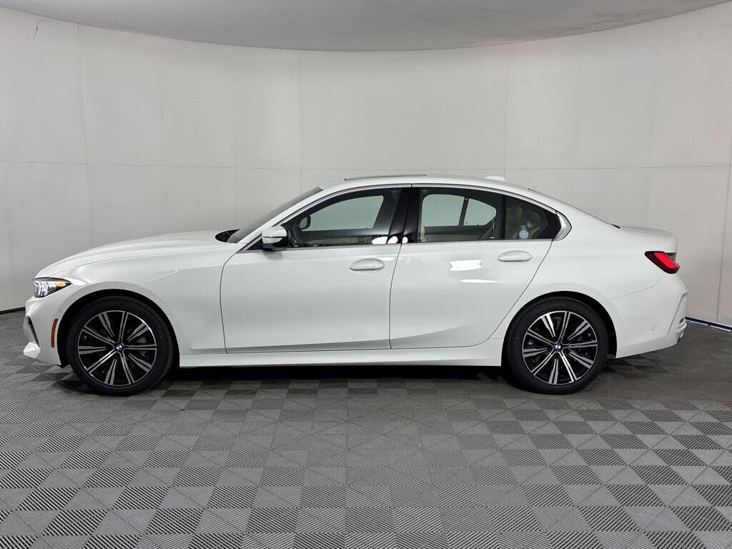 2026 BMW 330i