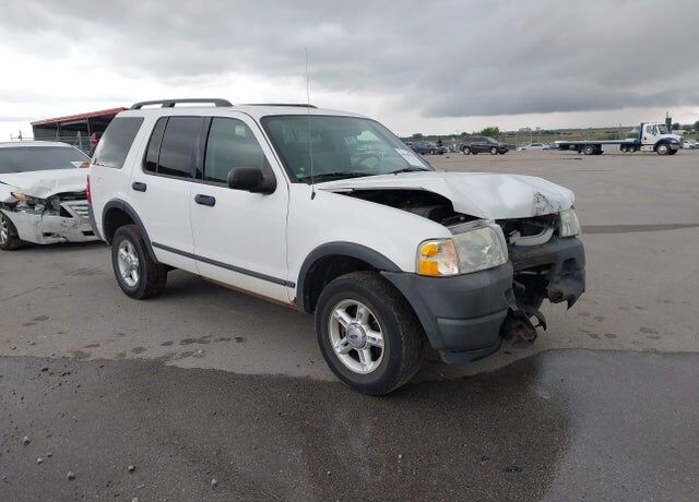 2004 FORD Explorer