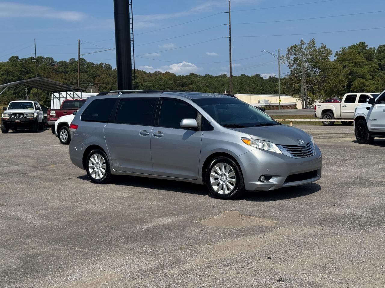 2012 TOYOTA Sienna