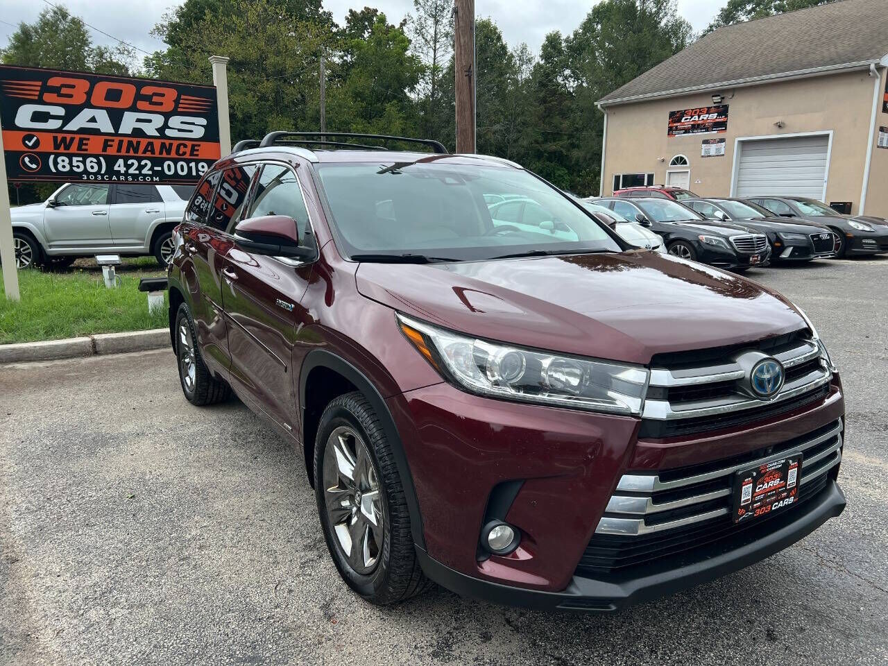 2017 TOYOTA Highlander