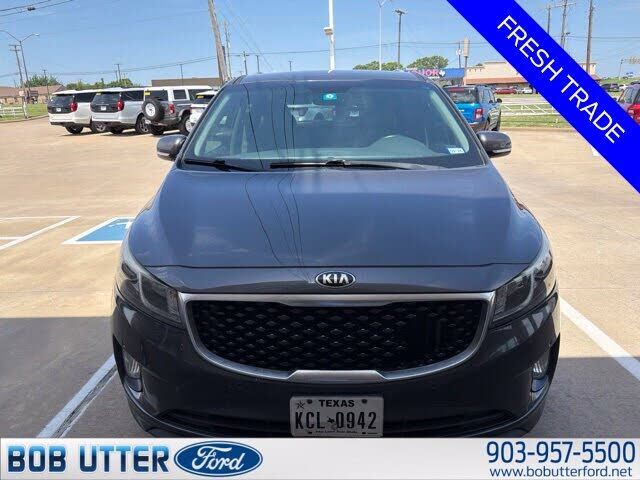 2017 KIA Sedona