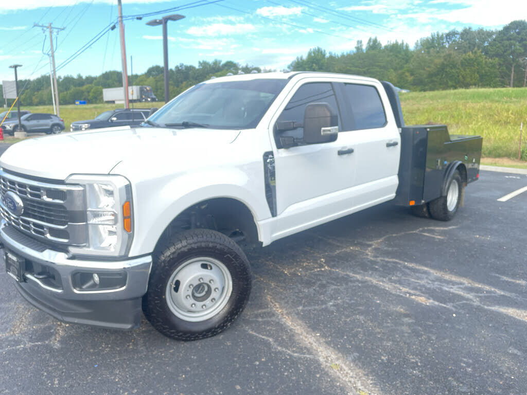 2024 FORD F-350