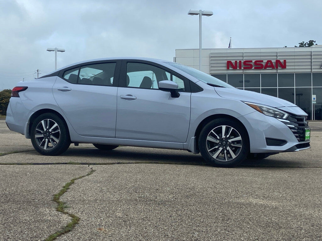 2025 NISSAN Versa