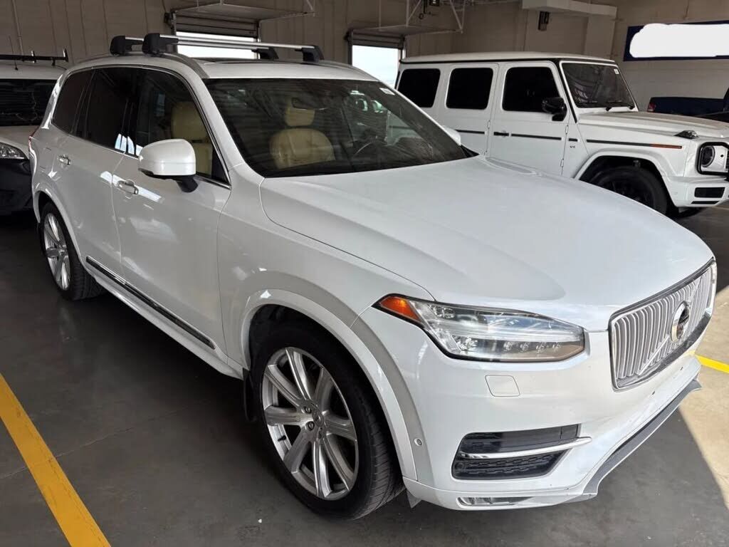2018 VOLVO XC90