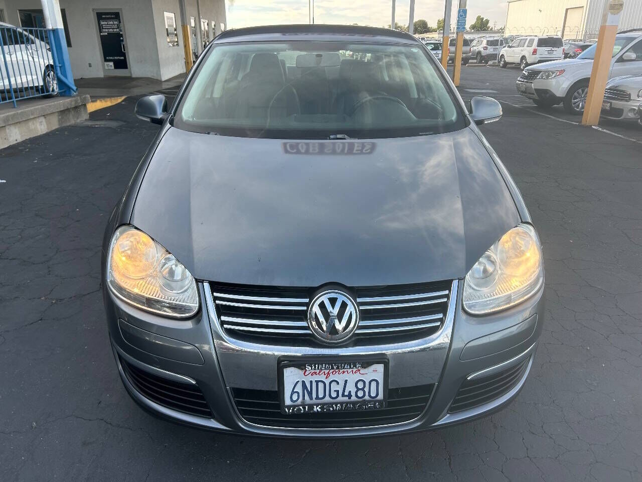 2010 VOLKSWAGEN Jetta