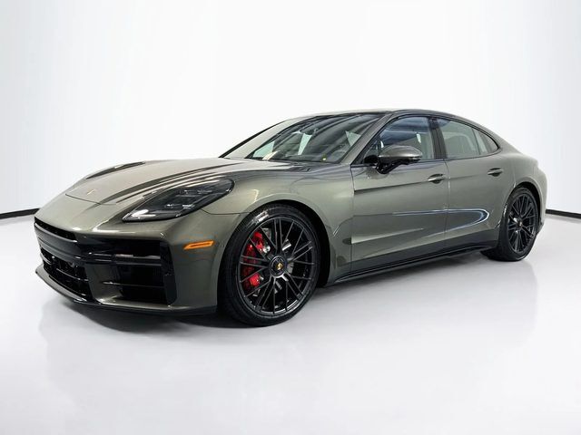 2026 PORSCHE Panamera