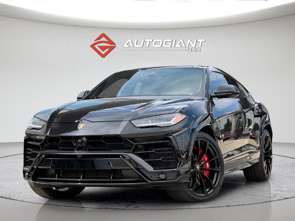 2021 LAMBORGHINI URUS