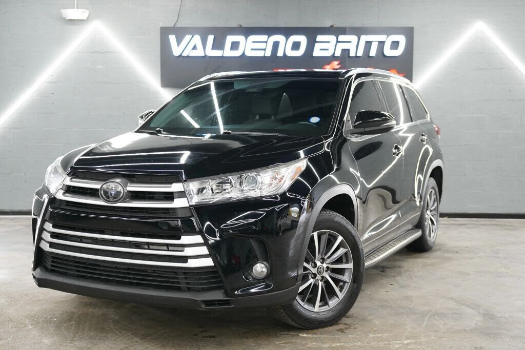 2019 TOYOTA Highlander