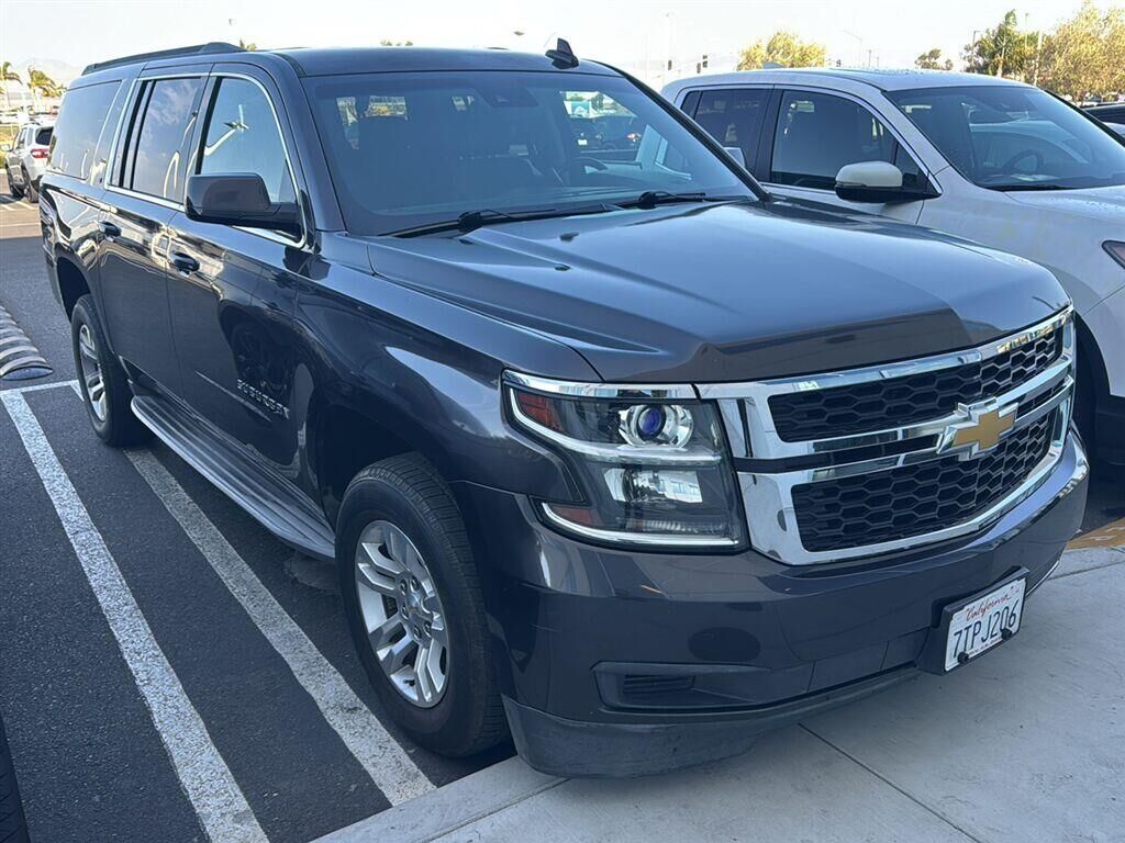 2016 CHEVROLET Suburban