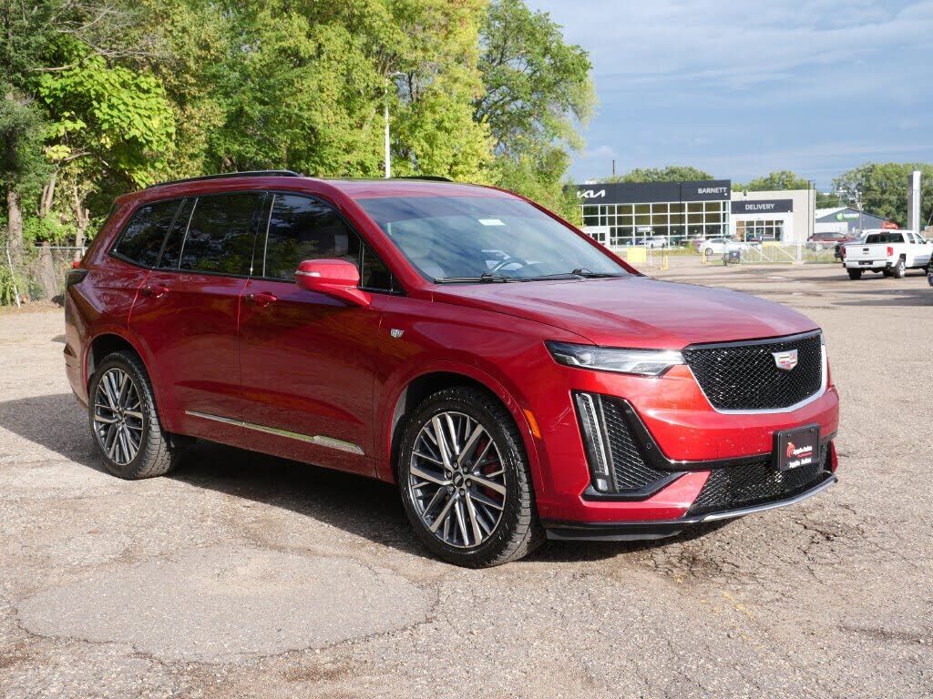 2024 CADILLAC XT6