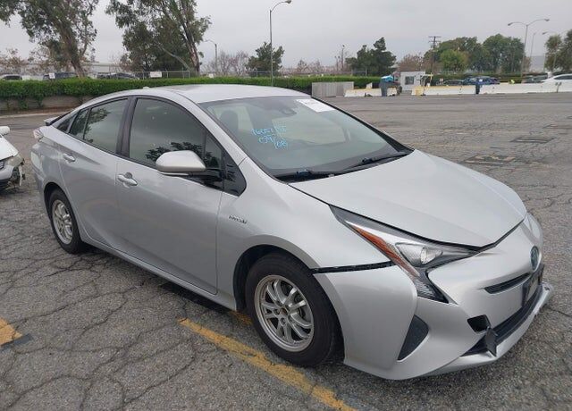2017 TOYOTA PRIUS