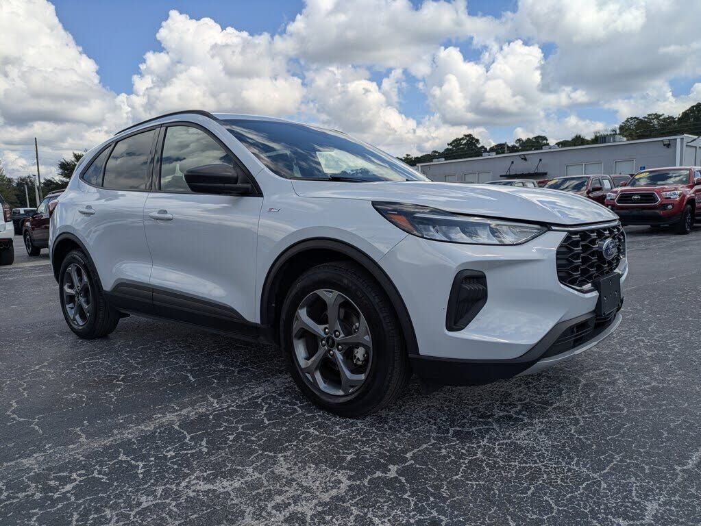 2025 FORD Escape