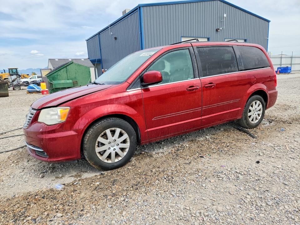 2013 CHRYSLER Town and Country